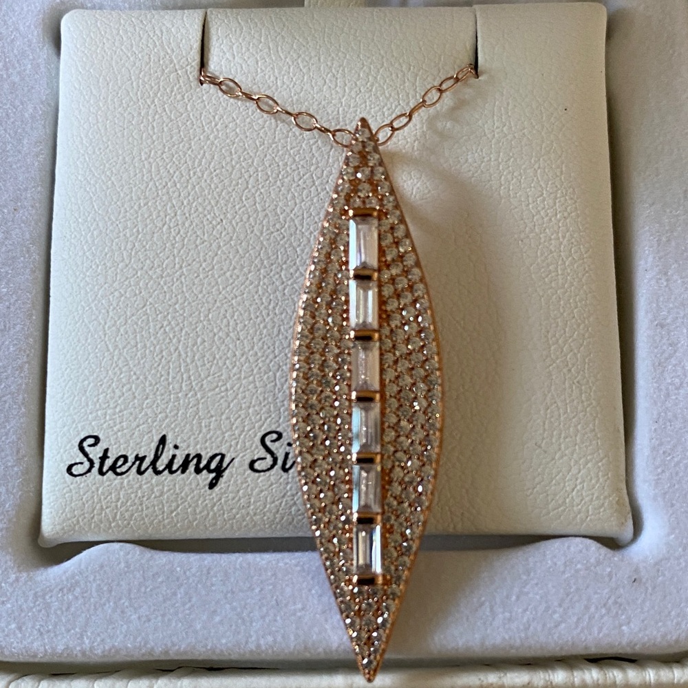 Radiant 14k Rose Gold over Sterling Silver
Cubic Zirconia Leaf Pendant Necklace